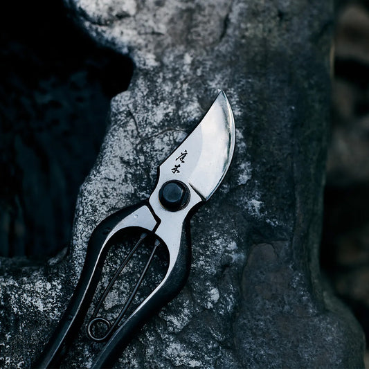 Niwaki Pro Secateurs • Left Handed