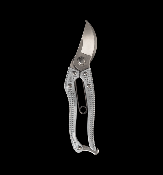 Niwaki Shumatsu Secateurs - Proteaflora
