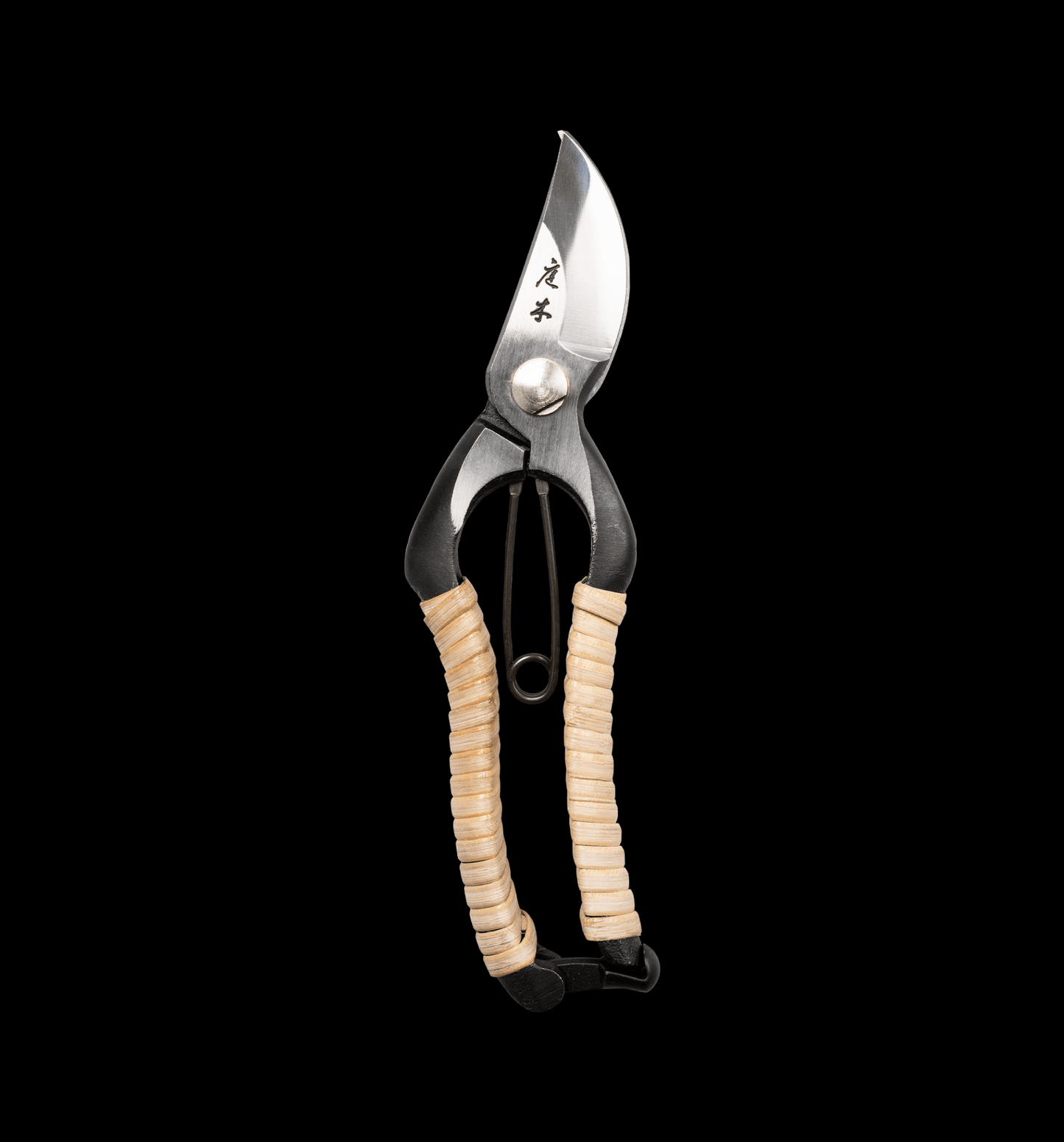 Niwaki Fujimaki Rattan Secateurs - Secateurs & Pruning Shears