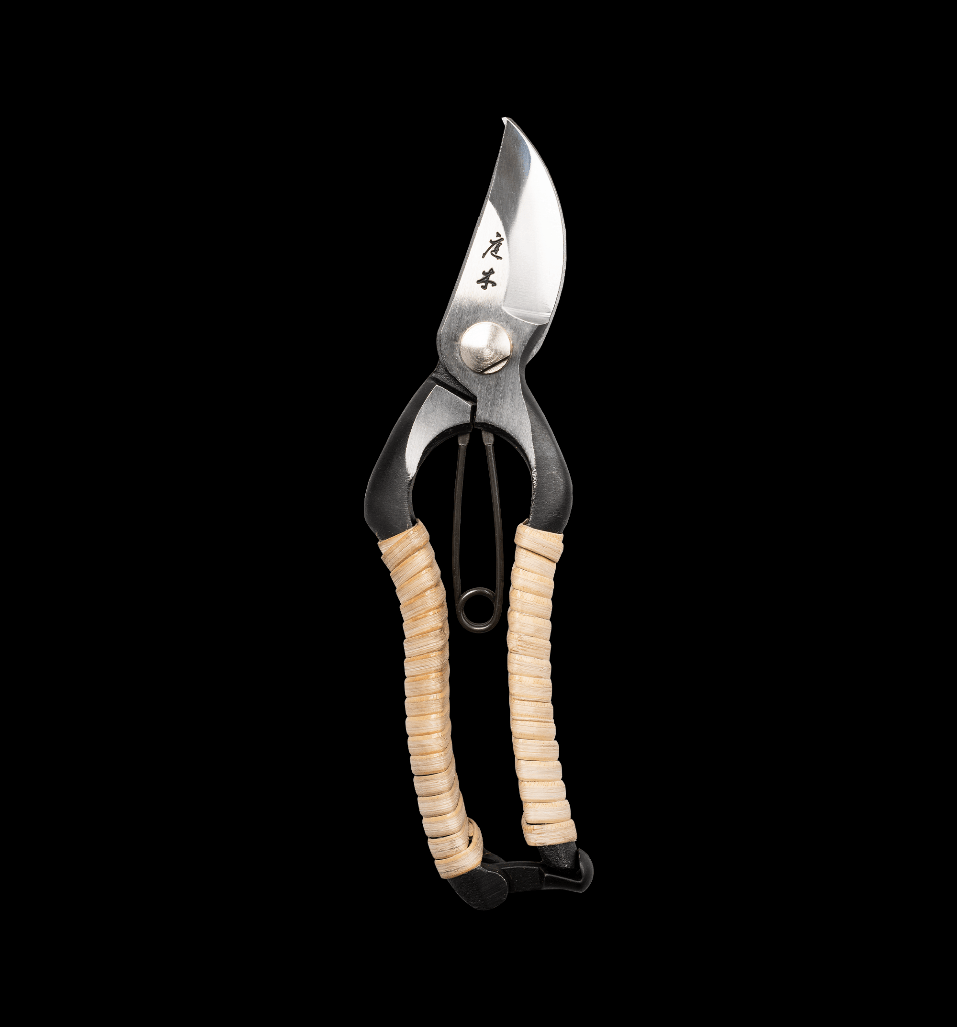 Niwaki Fujimaki Rattan Secateurs - Secateurs & Pruning Shears