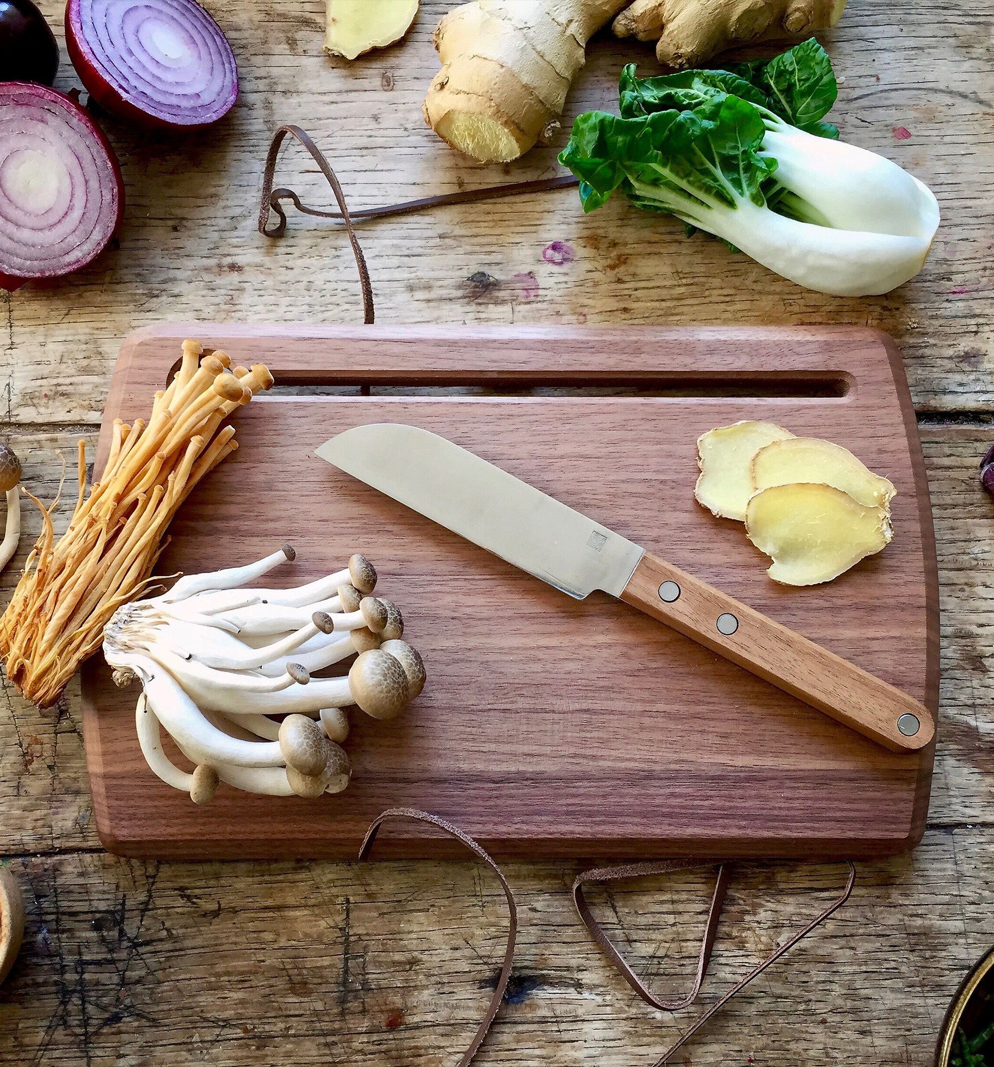 Niwaki Ajigataya Chopping Board & Knife