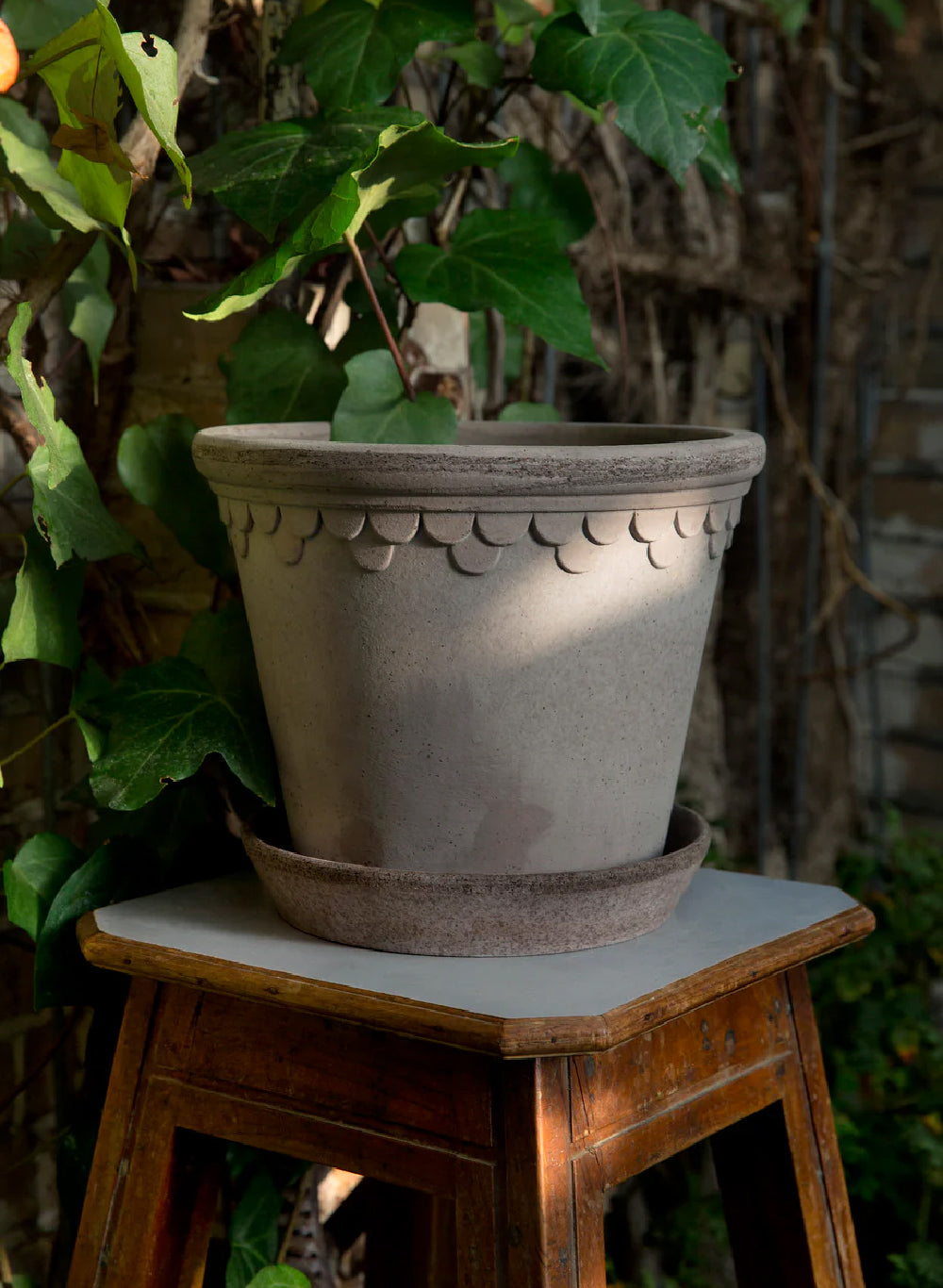 Bergs Potter Kobenhavner Pot Grey Terracotta