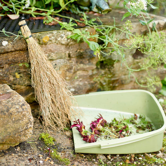 Niwaki Bamboo Hand Broom