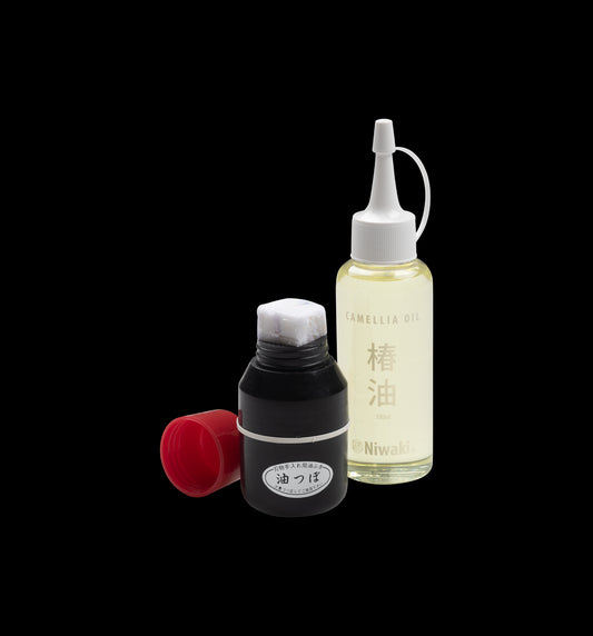 Niwaki Camellia Oil Dispenser